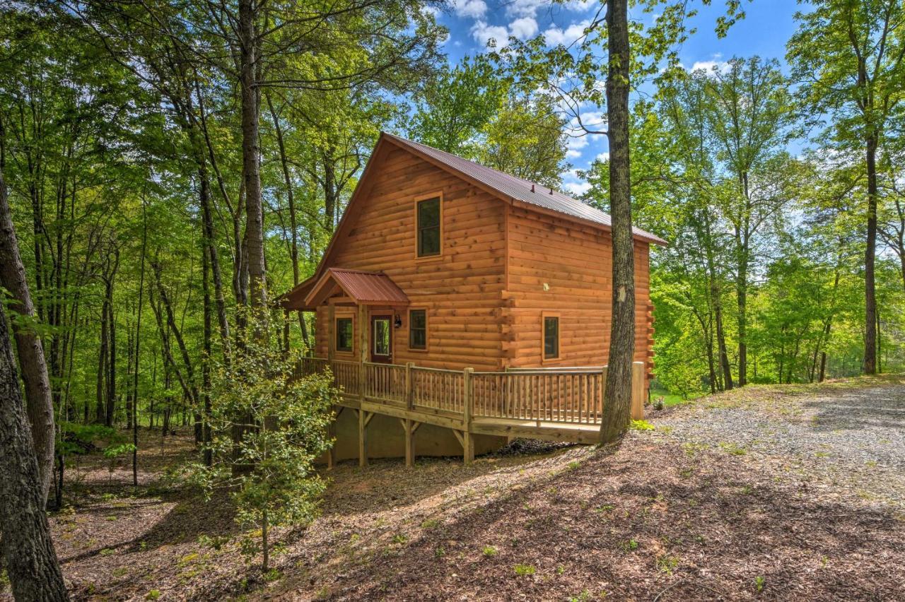 Murphy Cabin With Spacious Deck And Forest Views! Bagian luar foto