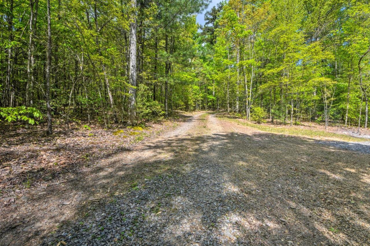Murphy Cabin With Spacious Deck And Forest Views! Bagian luar foto