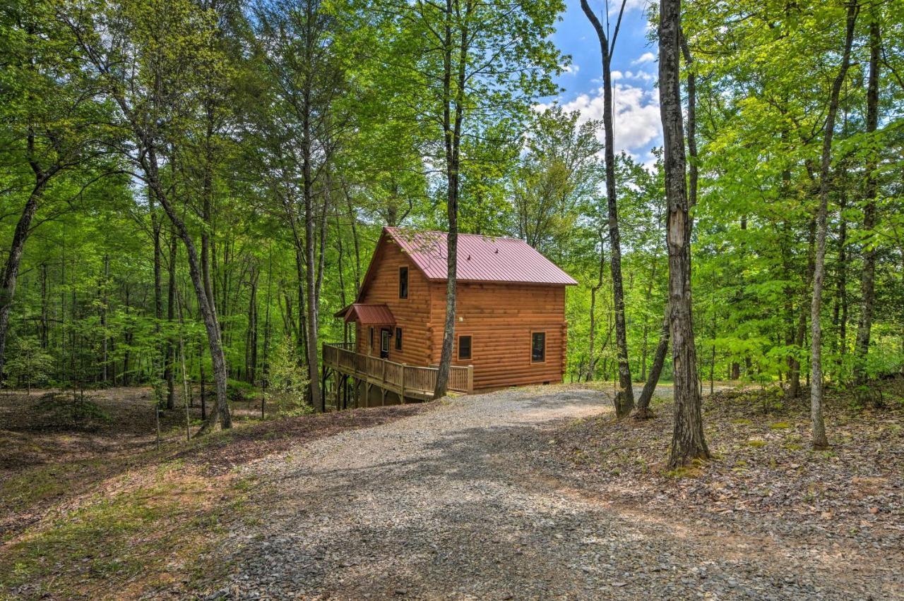 Murphy Cabin With Spacious Deck And Forest Views! Bagian luar foto