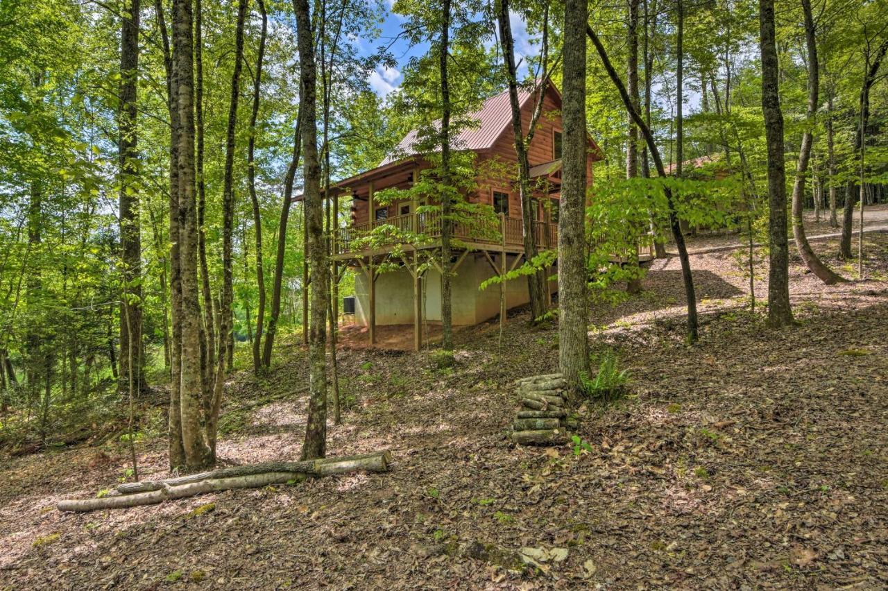 Murphy Cabin With Spacious Deck And Forest Views! Bagian luar foto